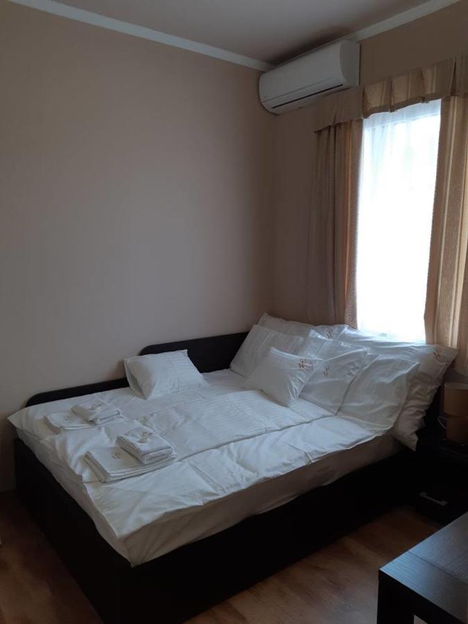 Pazonyi Fogado Es Etterem Hotell Nyírpazony Exteriör bild